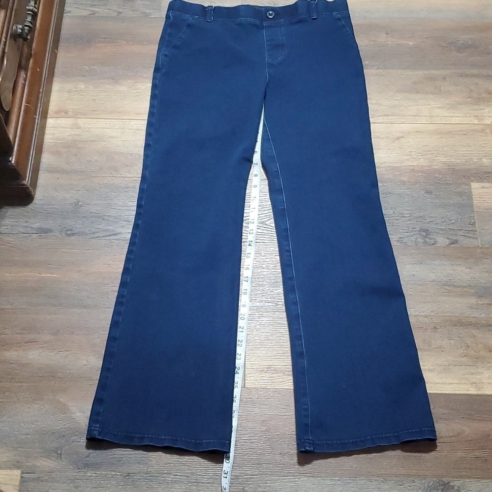 Betabrand denim pull on travel yoga jeans bootcut stretch